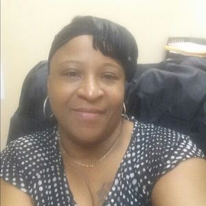 Meet your Posher, Pamela